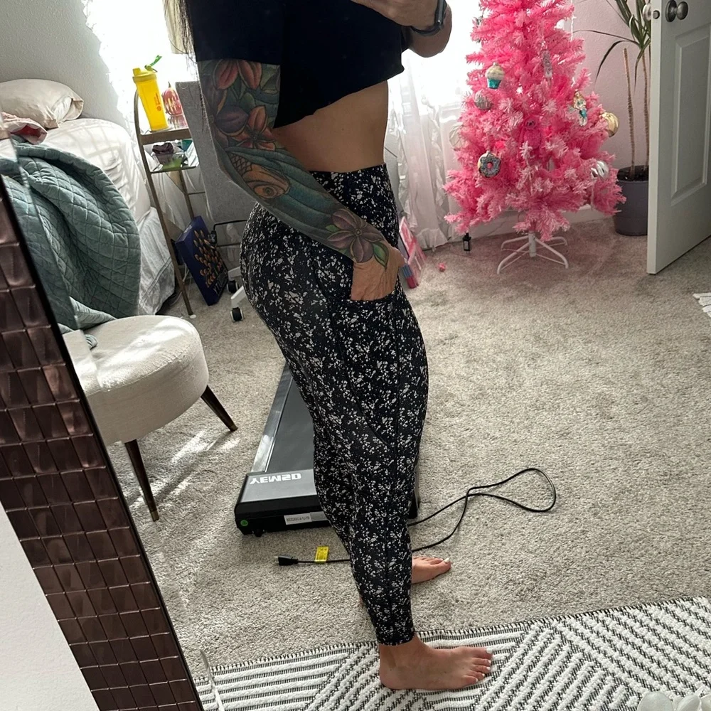 Buffbunny Rosa pocket legging (see note) - Picture 2 of 6